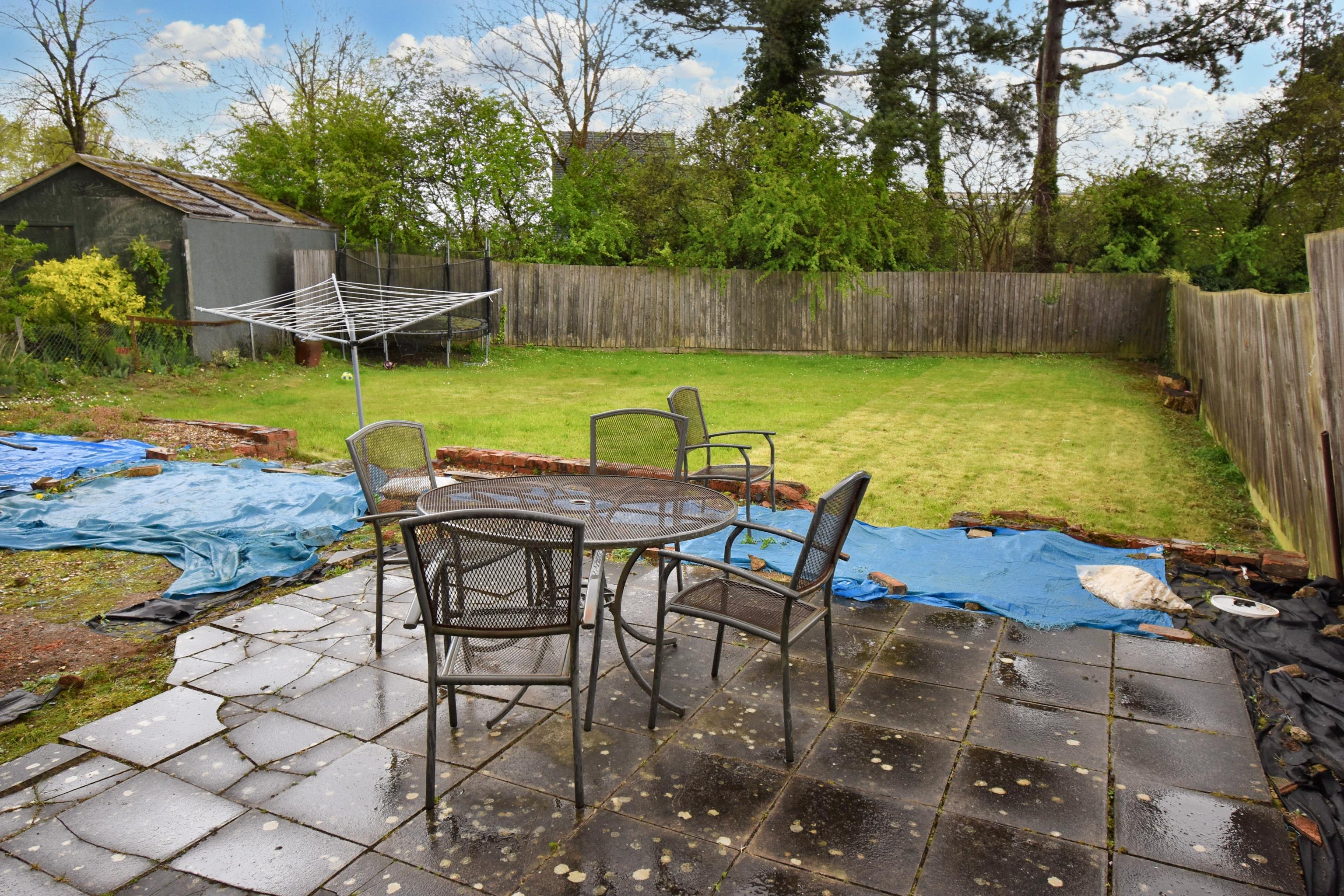 Wheatley Avenue, Corby Simpson West